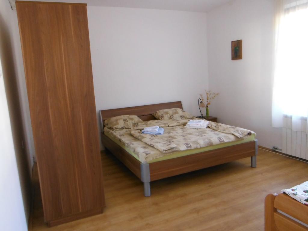 Bed and Breakfast Musical Pansion Radgost, Berg Rtanj Exterior foto