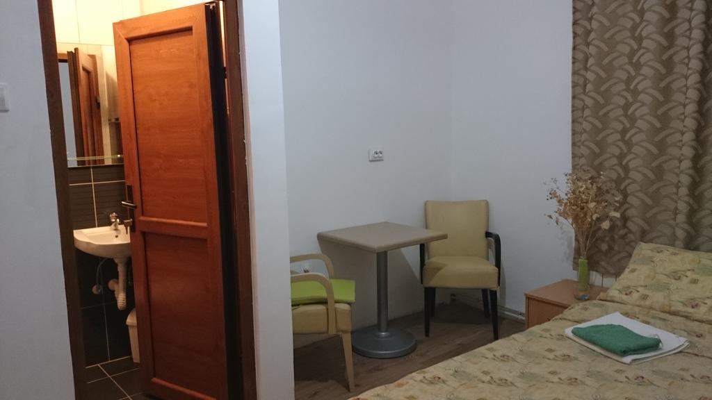 Bed and Breakfast Musical Pansion Radgost, Berg Rtanj Exterior foto