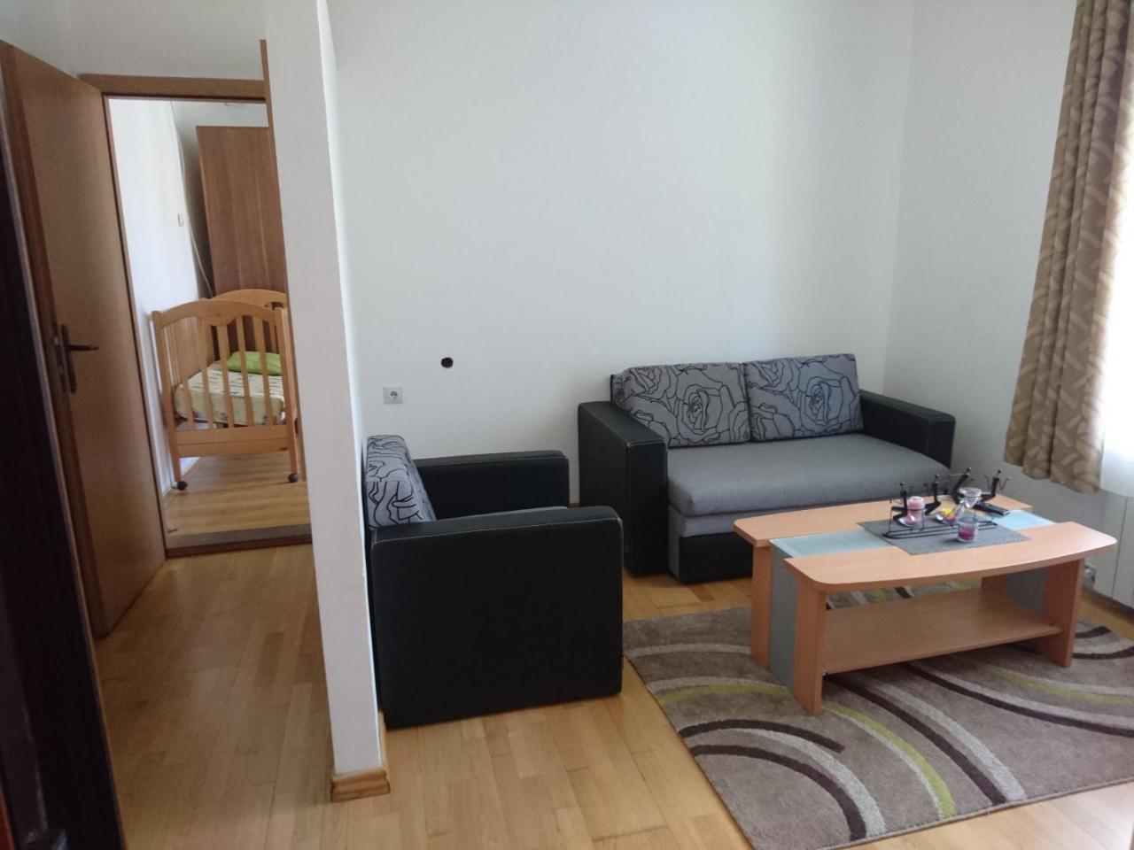 Bed and Breakfast Musical Pansion Radgost, Berg Rtanj Exterior foto